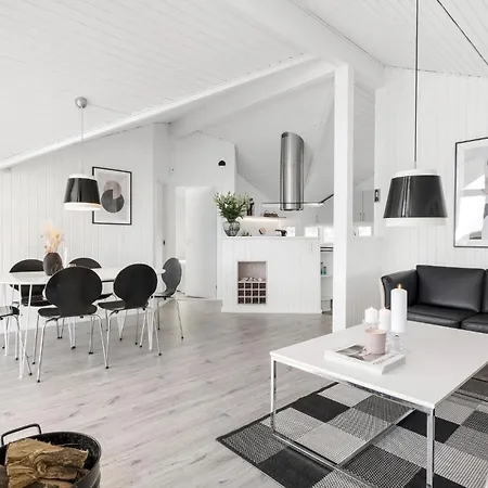 Stunning In With Kitchen *