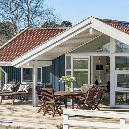 Three-bedroom In 펜션 Otterup